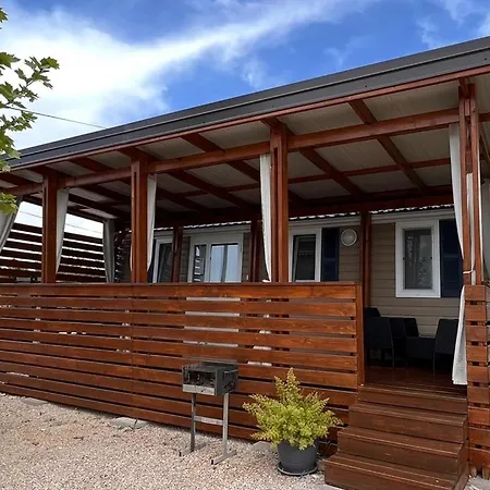 펜션 Mobile Homes Dalmacija Robert